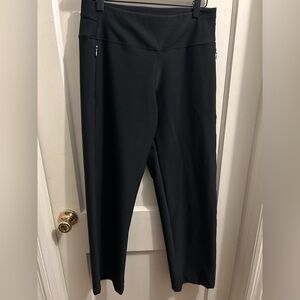 LUCY straight‎ leg active pants. Black size small short